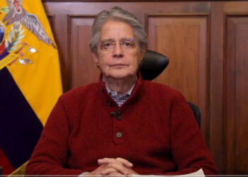 Lasso anunció rebaja en precios congelados de gasolinas y del diésel