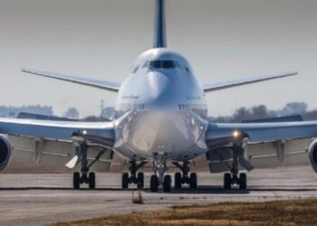 Juez ordenó incautar el avión venezolano-iraní retenido en Buenos Aires