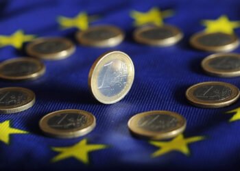 UE afirma que Croacia está lista para adoptar el euro como moneda en 2023