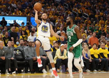 Warriors gana con comodidad y empató la serie final de la NBA (+video)