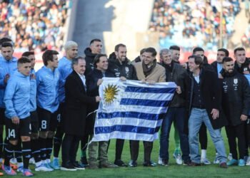 El presidente Lacalle Pou reaparece en público al recuperarse de Covid-19
