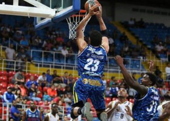 Marinos de Anzoátegui comienza a armarse en su vuelta al baloncesto nacional