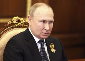 Rusia prohíbe entrada a 41 canadienses en represalia por sanciones