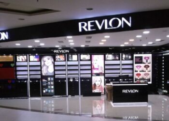 Empresa cosmética Revlon se declara en bancarrota