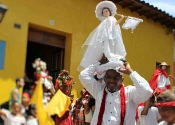 Ministerio de Cultura recibió certificado de la Unesco por ciclo festivo a San Juan