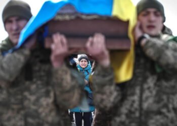 Ucrania y Rusia realizan un nuevo intercambio de cuerpos de soldados, según Kiev