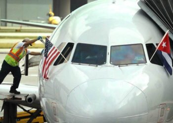 Estados Unidos levanta restricciones a los vuelos a Cuba