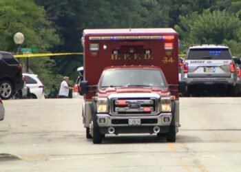 Al menos cinco muertos y 16 heridos en un tiroteo en EE.UU