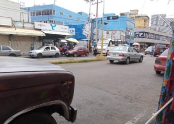 La promoción de moda en Puerto La Cruz: tres perros calientes por $2