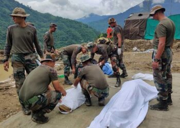 26 cuerpos fueron recuperados tras deslizamientos en India