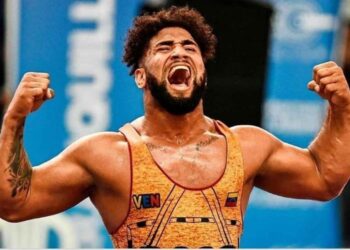 Wuilexis Rivas y Luillys Pérez ganan oros en lucha grecorromana boliviariana