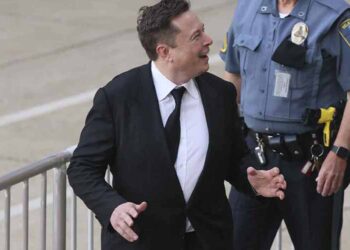 Juicio entre Twitter y Elon Musk iniciará en octubre