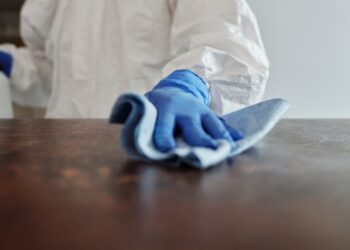OMS: Casos de Covid-19 aumentaron por quinta semana consecutiva