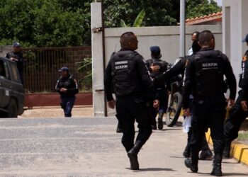 Polianzoátegui capturó a dos hombres con presunta marihuana en El Tigre
