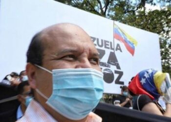 Suspendieron audiencia de Roland Carreño por ausencia de efectivos de la PNB