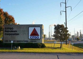 Citgo reanudaría importaciones de petróleo de Venezuela si EE.UU lo autorizara