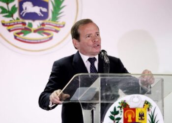 Guanipa: Políticas migratorias llevan a venezolanos a cruzar el Darién