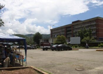 Dos personas resultaron heridas en un accidente en la Troncal 10