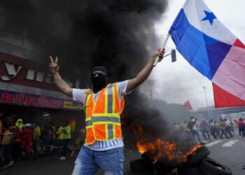 En medio de protestas Panamá se encamina a una mesa única de diálogo
