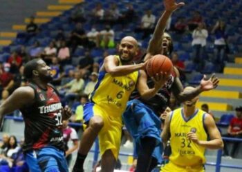 Marinos sufrió su segundo revés de la campaña, al caer ante Taurinos