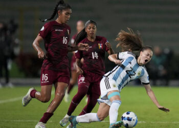 La Vinotinto femenina guerreó pero cayó ante Argentina y se jugará el pase del repechaje