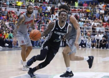 Gladiadores logró una apretada victoria ante Cocodrilos