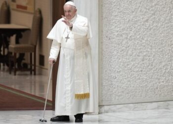 Papa Francisco se reunió con grupo transgénero en Roma