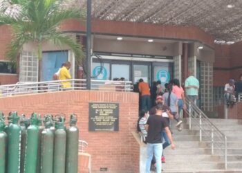 Mujer falleció tras ser atropellada en la Vía Alterna