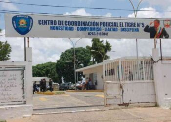 Dos hombres acusados de robo fueron detenidos por Polianzoátegui en El Tigre