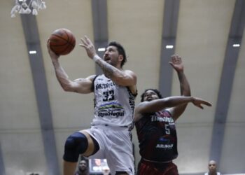 Gladiadores salió victorioso frente a Taurinos en Maracay