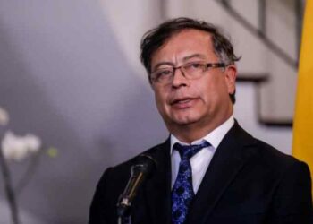 Petro desmiente rumores sobre reunión con Maduro