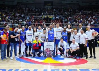 FVB homenajeó a José Vargas, excapitán de Venezuela (+Fotos)