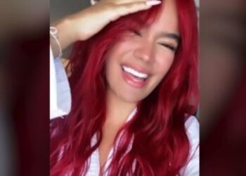 Karol G causó furor en Instagram al presentar su nuevo look (+Video)