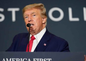 El Gobierno de EE.UU. acusa a Trump de haber escondido documentos clasificados
