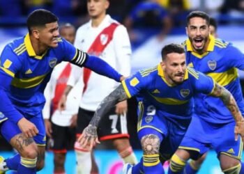 Boca se llevó el superclásico argentino en la Bombonera
