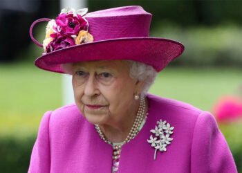 América evoca a Isabel II como la reina “sabia” que “definió una era”