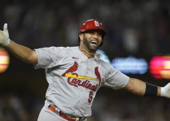 Albert Pujols alcanzó histórica marca de 700 Jonrones en la MLB (+video)