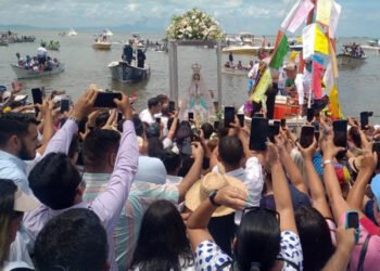 Más de 5 mil personas asistieron a la misa solemne de la Virgen del Valle en Lechería
