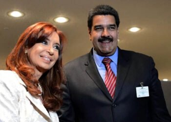 Maduro repudia atentado contra la vicepresidenta argentina Cristina Fernández