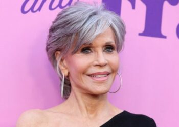 Actriz Jane Fonda revela que padece cáncer pero asegura que no dejará su activismo