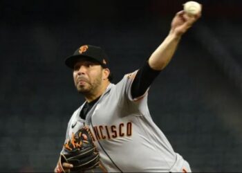 José Álvarez se sometió a la cirugía Tommy John y se perderá el resto de la campaña