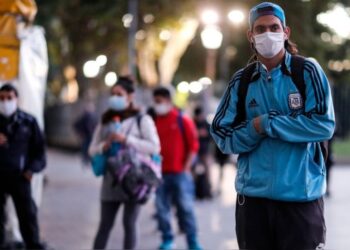 Uso de la mascarilla deja de ser obligatorio en Argentina