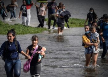 Smolansky: "Venezuela no se está arreglando, se está desintegrando"