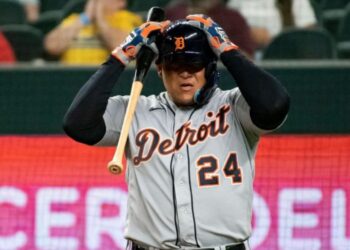 Hinch espera que Miguel Cabrera vuelva a jugar antes del final de la campaña 2022