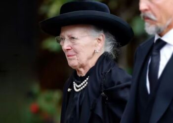 Reina Margarita II dio positivo por covid-19 luego de asistir al funeral de Isabel II