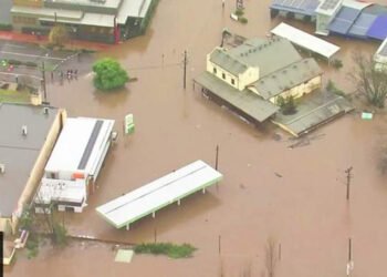 Miles personas fueron evacuadas en Australia por inundaciones