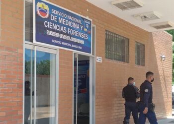 Hallaron un cadáver dentro de un bote de basura en Barrio Sucre