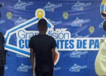 Polisotillo arrestó a sujeto por solicitado por tribunales