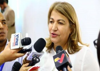 Reforzarán esquema de vacunación anticovid en estudiantes y docentes de Venezuela
