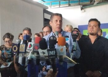 Henri Falcón: En Venezuela hoy la mayoría de sus ciudadanos demanda un cambio en la conducción política